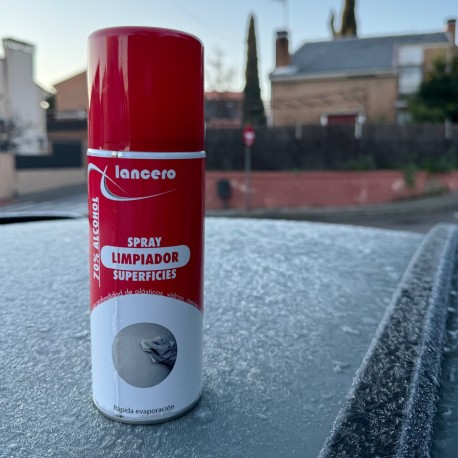 Spray magia per sbloccare la luna della vostra auto in 5 secondi