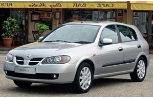 Tappetini Nissan Almera 5 porte (2000 - 2007) economici