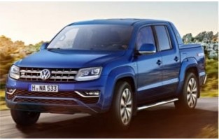 Tappetini Volkswagen Amarok Doppia Cabina (2017 - 2022) logo Hybrid