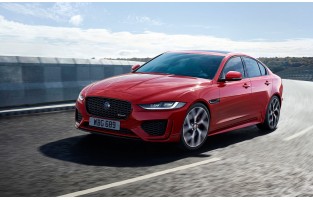 Tappetini Jaguar XE logo Hybrid